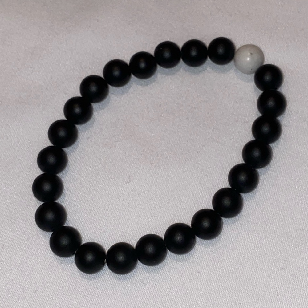 Alpha Accessory Black ‘Distance Bracelet’ - Picture 4 of 4